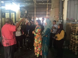 Visit karangkraf 1