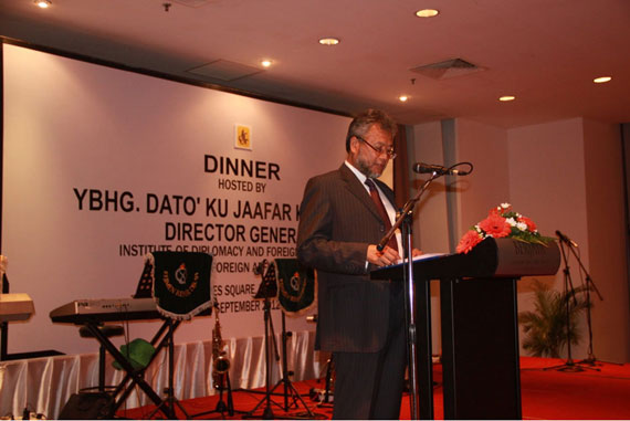 dinner18sept_1201i