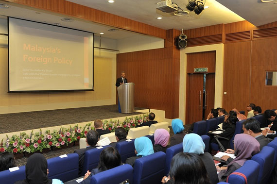 foreign_policy1201