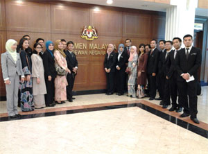 visit_parlimen1302