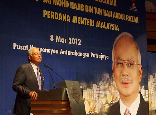 perhimpunan_khas1204