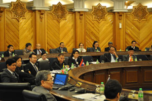 asean_rountable1304