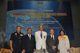 hak_asasi_manusia1204