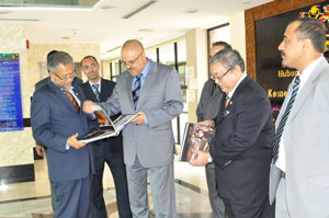 minister_yemen2013_2