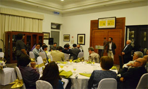 dinner_talk_drfarish1403